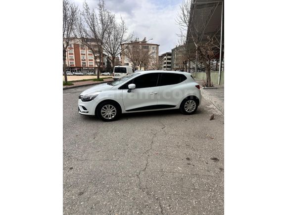 Sahibinden Renault Clio 0.9 TCe Joy 2019 Model