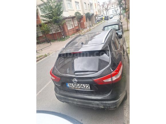 Sahibinden Nissan Qashqai 1.2 DIG-T Sky Pack 2017 Model