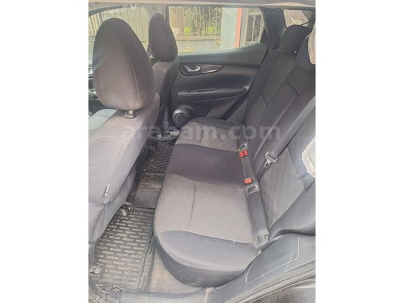 Sahibinden Nissan Qashqai 1.2 DIG-T Sky Pack 2017 Model