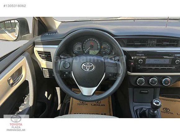 Corolla 1.33 Life (126.000 KM)