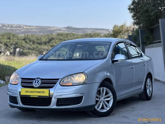 VOLKSWAGEN JETTA 1.6