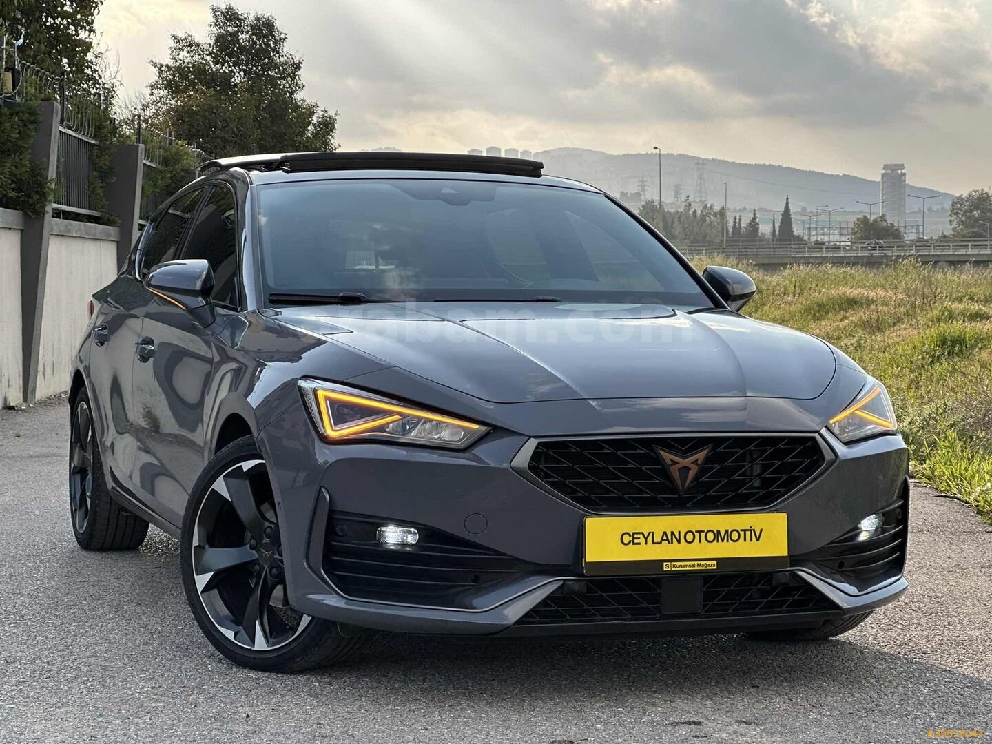 Galeriden Cupra Leon 1.5 eTSI Standart 2023 Model İzmir 72.000 km Gri 4
