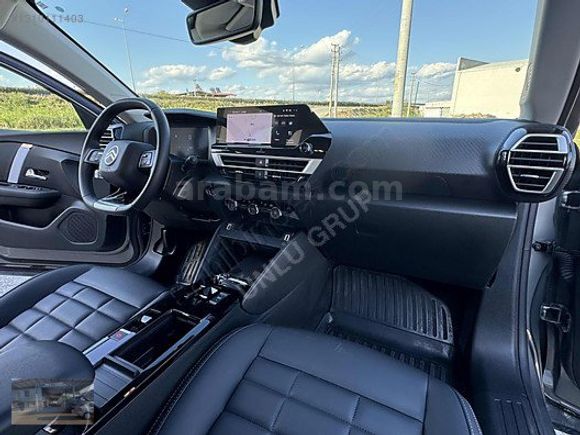 ÜNLÜ GRUP TAN 2025 CİTROEN C4 HYBRID MAX HATASIZ
