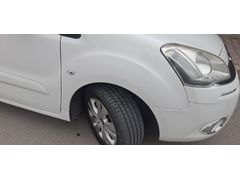 Sahibinden Citroen Berlingo 1.6 HDi Selection 2014 Model  141.000 km Beyaz