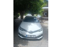 Sahibinden Toyota Auris 1.33 Life 2015 Model  96.000 km Beyaz
