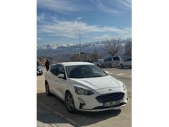 ACİL Sahibinden Ford Focus 1.5 TDCi Trend X 2020 Model  182.000 km Beyaz