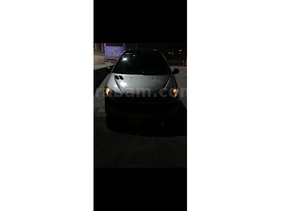 İhtiyaçtan satılık Peugeot 206