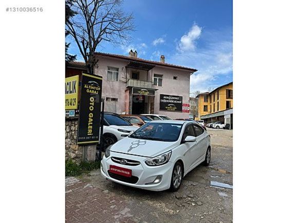 ALTINTOP GARAJDAN 2015 MODEL HYUNDAİ ACCENT BLU