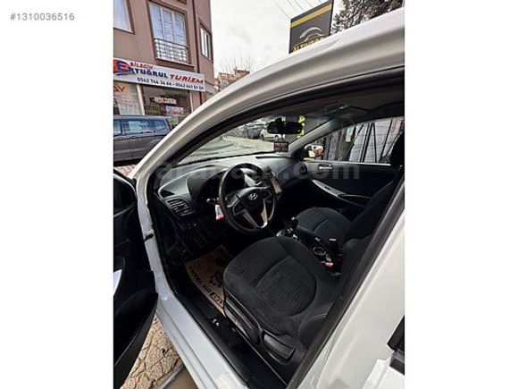 ALTINTOP GARAJDAN 2015 MODEL HYUNDAİ ACCENT BLU
