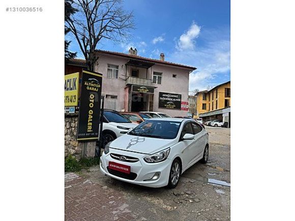 ALTINTOP GARAJDAN 2015 MODEL HYUNDAİ ACCENT BLU