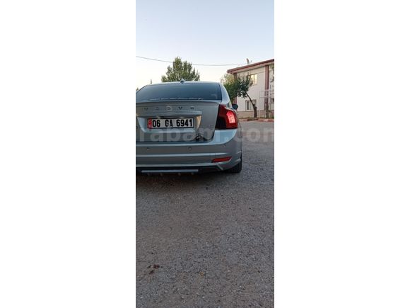 Sahibinden Volvo S40 1.6 D Dynamic 2009 Model Konya 197.000 km Gri (Gümüş)