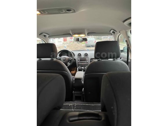 FULL YETKİLİ SERVİS BAKIMLI.
2. Sahibinden AUDI A3