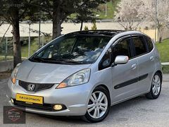 **2011 HONDA JAZZ 1.4 FUN PLUS CAM TAVAN+OTOMATİK VİTES**
