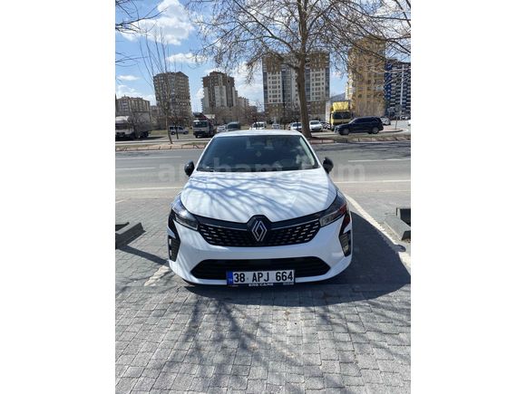 Sahibinden Renault Clio 1.0 TCe Evolution 2024 Model 