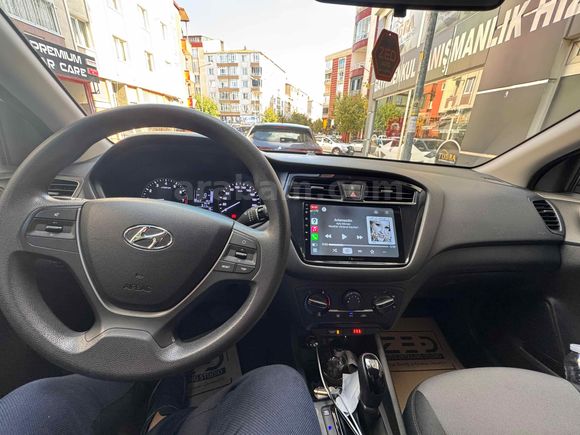 Sahibinden Hyundai i20 1.4 MPI Jump 2018 Model 