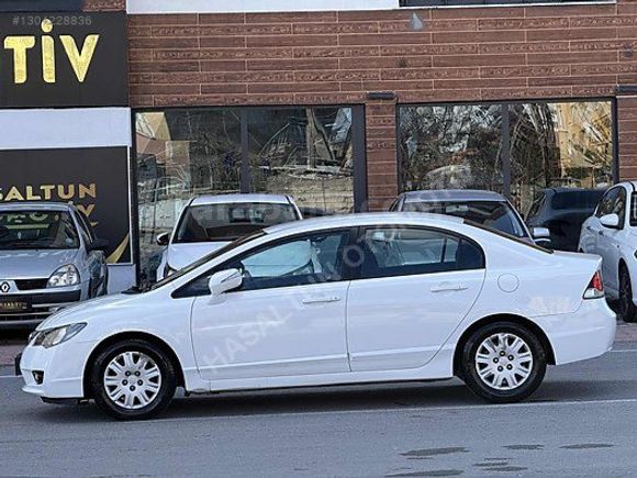 2012 HONDA CIVİC BENZİNLİ EMSALSİZ TEMİZLİKTE SADECE 78 BİNDE