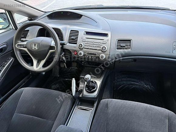 2012 HONDA CIVİC BENZİNLİ EMSALSİZ TEMİZLİKTE SADECE 78 BİNDE
