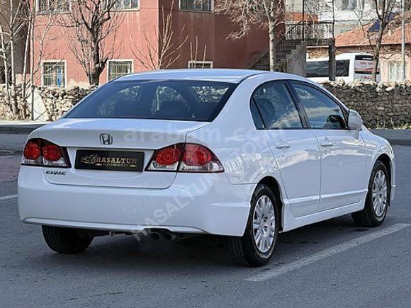 2012 HONDA CIVİC BENZİNLİ EMSALSİZ TEMİZLİKTE SADECE 78 BİNDE
