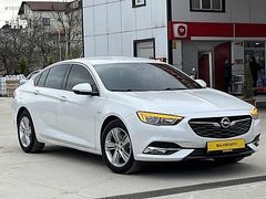 BULVAR AUTO'DAN 2017 İNSİGNİA 230.000 KM DE GRAND DESİGN HATASIZ