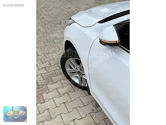 2020 KİA CEED HATASIZ BOYASIZ CAM TAVAN SIFIRDAN FARKSIZDIR