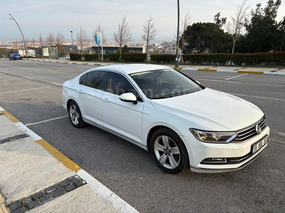 Memurdan acil satılık temiz  passat