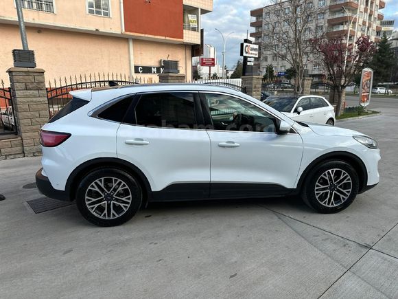 Sahibinden Ford Kuga 1.5 EcoBlue Titanium 2020 Model