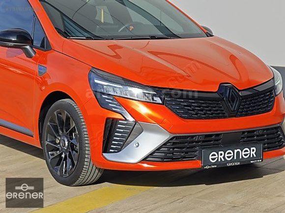 ERENER 2024 RENAULT CLİO 1.0TCE TECHNO ESPRİT ALPİNE 20.000 KM