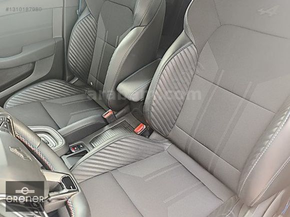 ERENER 2024 RENAULT CLİO 1.0TCE TECHNO ESPRİT ALPİNE 20.000 KM