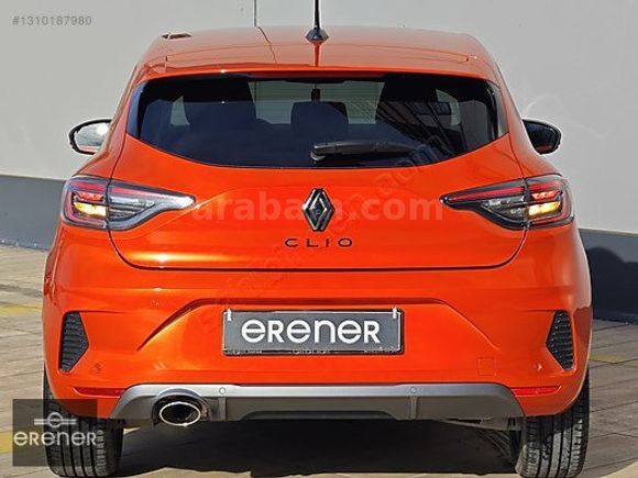 ERENER 2024 RENAULT CLİO 1.0TCE TECHNO ESPRİT ALPİNE 20.000 KM