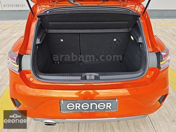 ERENER 2024 RENAULT CLİO 1.0TCE TECHNO ESPRİT ALPİNE 11.000 KM