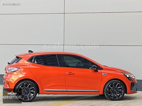 ERENER 2024 RENAULT CLİO 1.0TCE TECHNO ESPRİT ALPİNE 11.000 KM