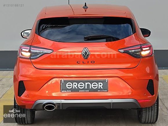 ERENER 2024 RENAULT CLİO 1.0TCE TECHNO ESPRİT ALPİNE 11.000 KM