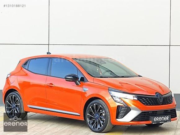 ERENER 2024 RENAULT CLİO 1.0TCE TECHNO ESPRİT ALPİNE 11.000 KM