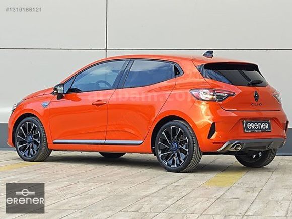 ERENER 2024 RENAULT CLİO 1.0TCE TECHNO ESPRİT ALPİNE 11.000 KM