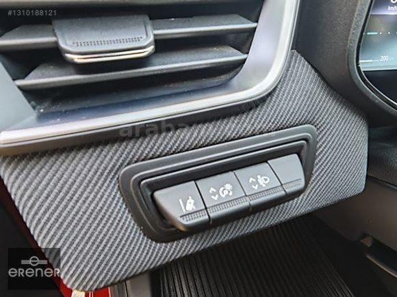 ERENER 2024 RENAULT CLİO 1.0TCE TECHNO ESPRİT ALPİNE 11.000 KM