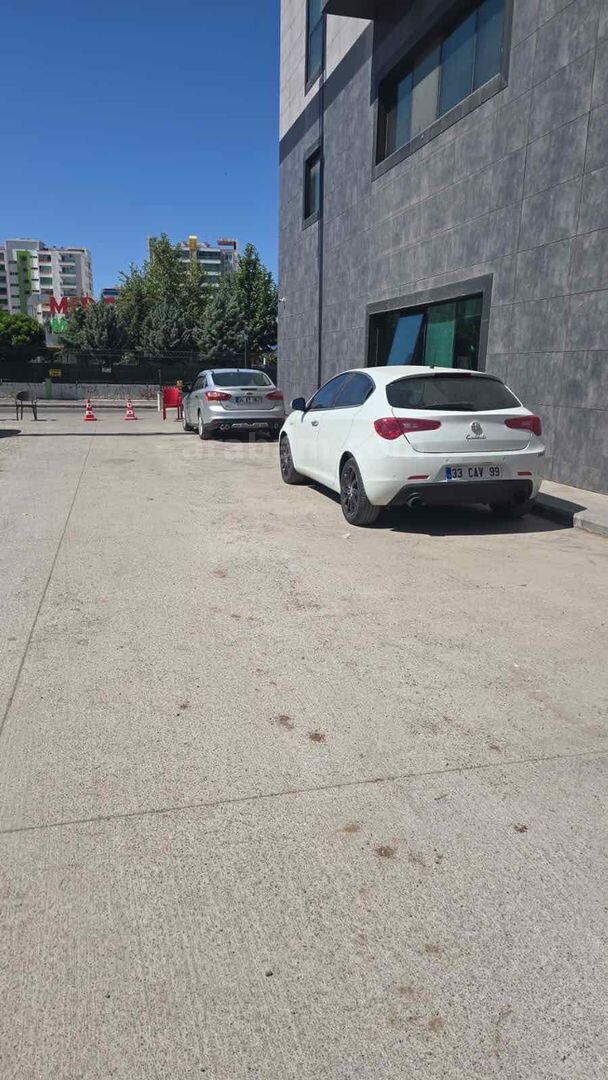 Sahibinden Alfa Romeo Giulietta 1.4 TB MultiAir Distinctive 2012 Model Diyarbakır 237.000 km Beyaz 6