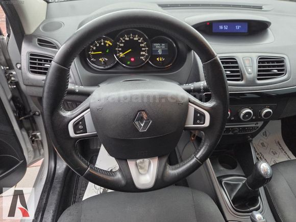 ASLANDOĞDU'DAN 2012 MEGANE 1.5DCI EXTREME DEĞİŞENSİZ/115 BİN KM