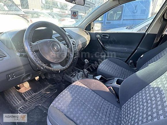 ALDATMAZ'DAN 2009 MODEL RENAULT MEGANE AUTHTENTİQE 1.6 16V