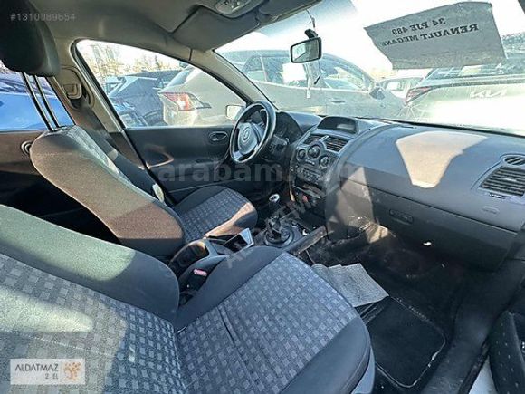 ALDATMAZ'DAN 2009 MODEL RENAULT MEGANE AUTHTENTİQE 1.6 16V
