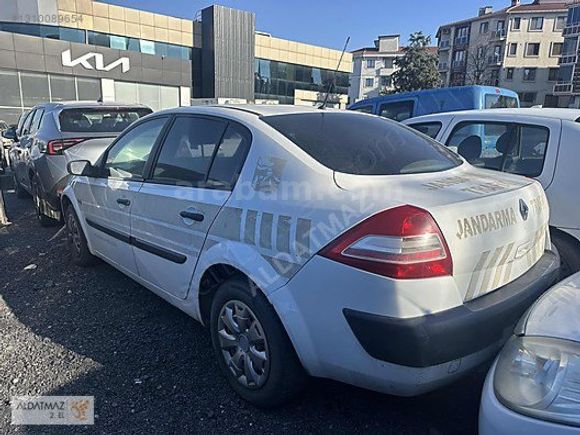 ALDATMAZ'DAN 2009 MODEL RENAULT MEGANE AUTHTENTİQE 1.6 16V