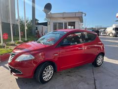 Sahibinden Lancia Ypsilon 1.3 Mjet 2013 Model 