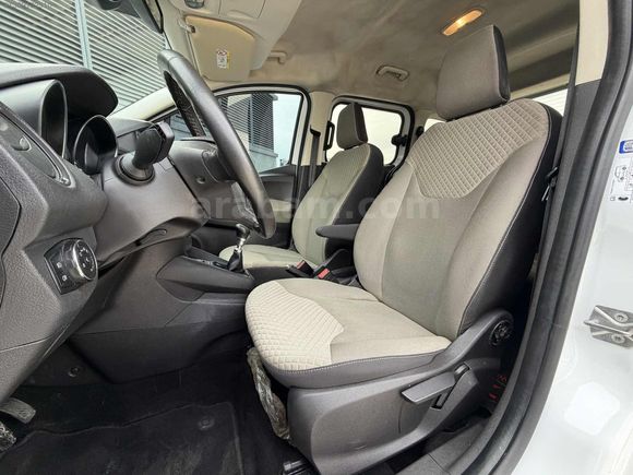 HR | Courier 1.5 TDCi Titanium - Hususi Ruhsatlı - Masrafsız
