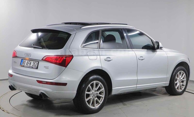 Sahibinden Audi Q5 2.0 T FSI Quattro 2010 Model 3