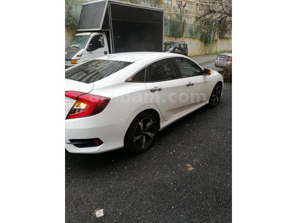 Sahibinden Honda Civic 1.6i DTEC Executive 2018 Model 
