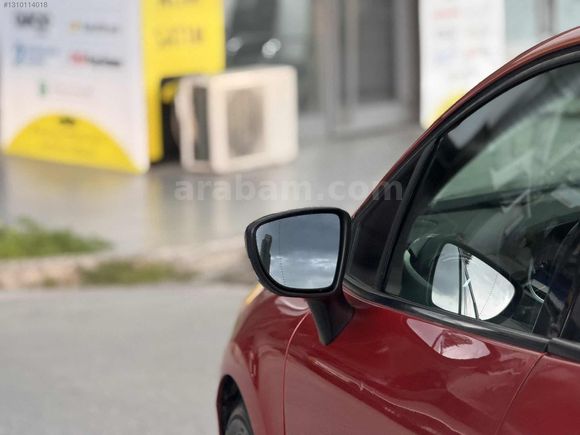 AUTO TİCARET RENAULT CLİO KIRMIZI OTOMATİK TOUCH PAKET DOLU