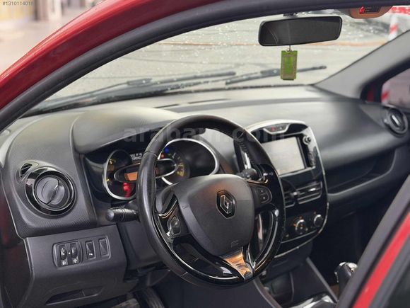 AUTO TİCARET RENAULT CLİO KIRMIZI OTOMATİK TOUCH PAKET DOLU
