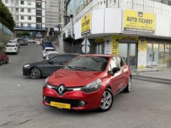 AUTO TİCARET RENAULT CLİO KIRMIZI OTOMATİK TOUCH PAKET DOLU