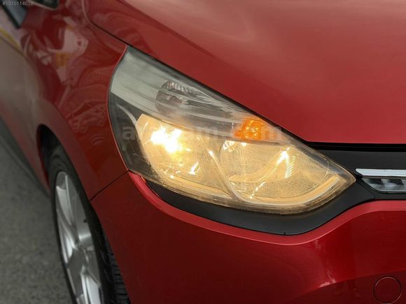 AUTO TİCARET RENAULT CLİO KIRMIZI OTOMATİK TOUCH PAKET DOLU