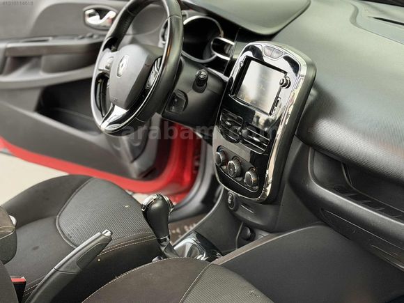 AUTO TİCARET RENAULT CLİO KIRMIZI OTOMATİK TOUCH PAKET DOLU