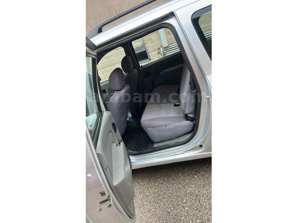 Sahibinden Dacia Logan 1.5 dCi MCV Ambiance 2010 Model 